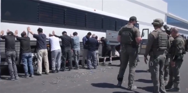 现代汽车CEO：白宫已就突袭美国韩工厂给自己道歉